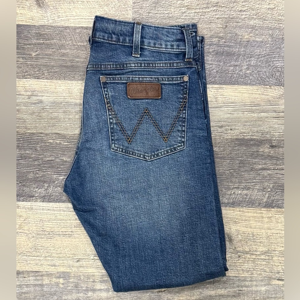 Wrangler Men's Retro Slim Fit Bootcut Jeans